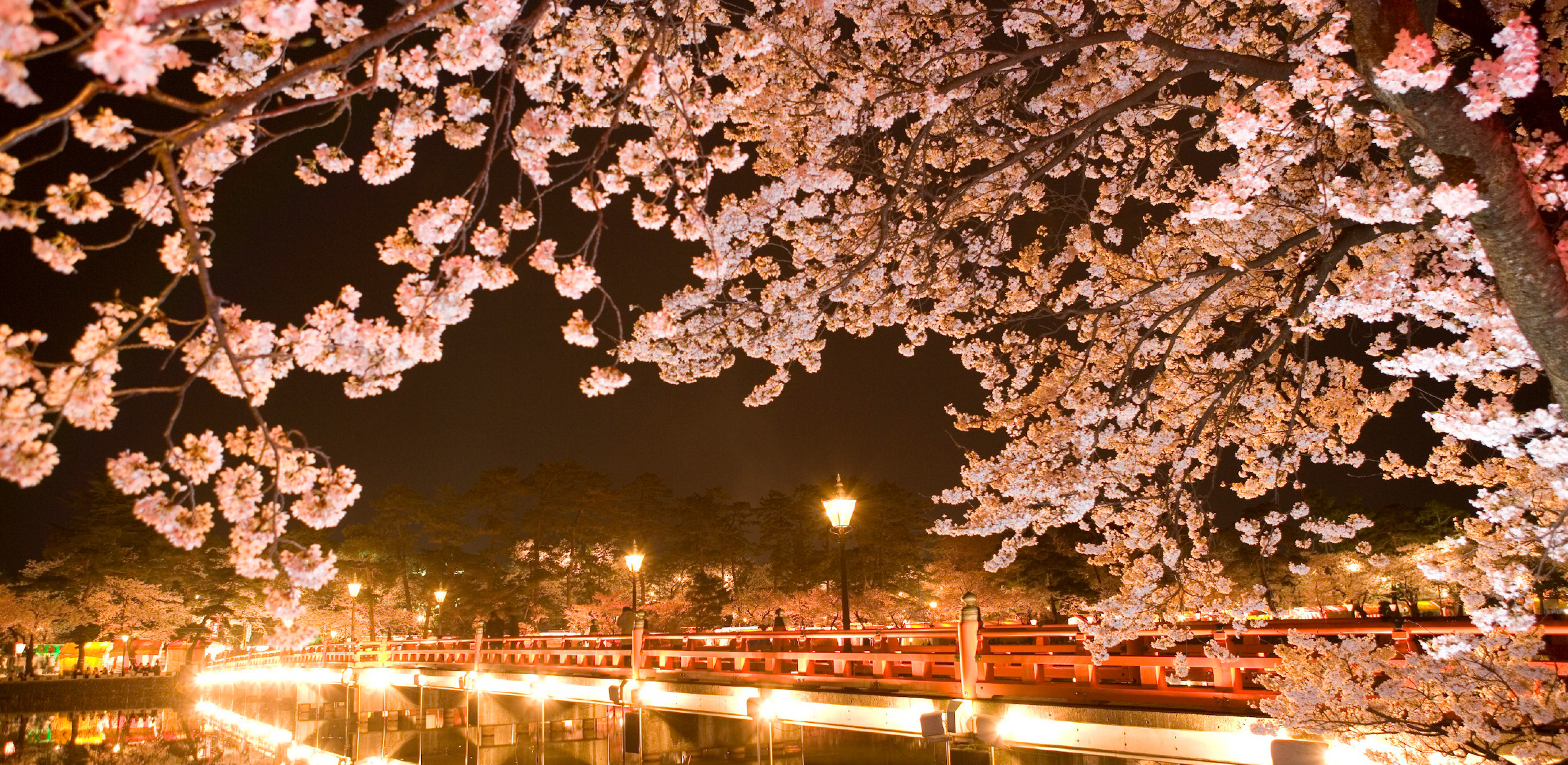 白瀧酒造直売店 shop & taproom Flow