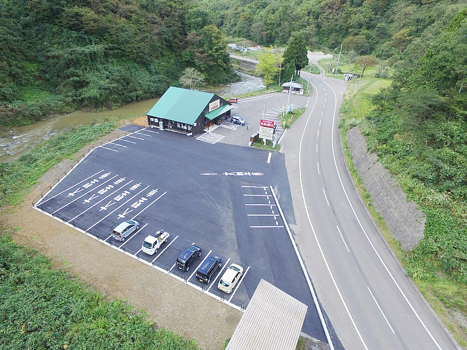 森の駅 大島青空市場 駐車場