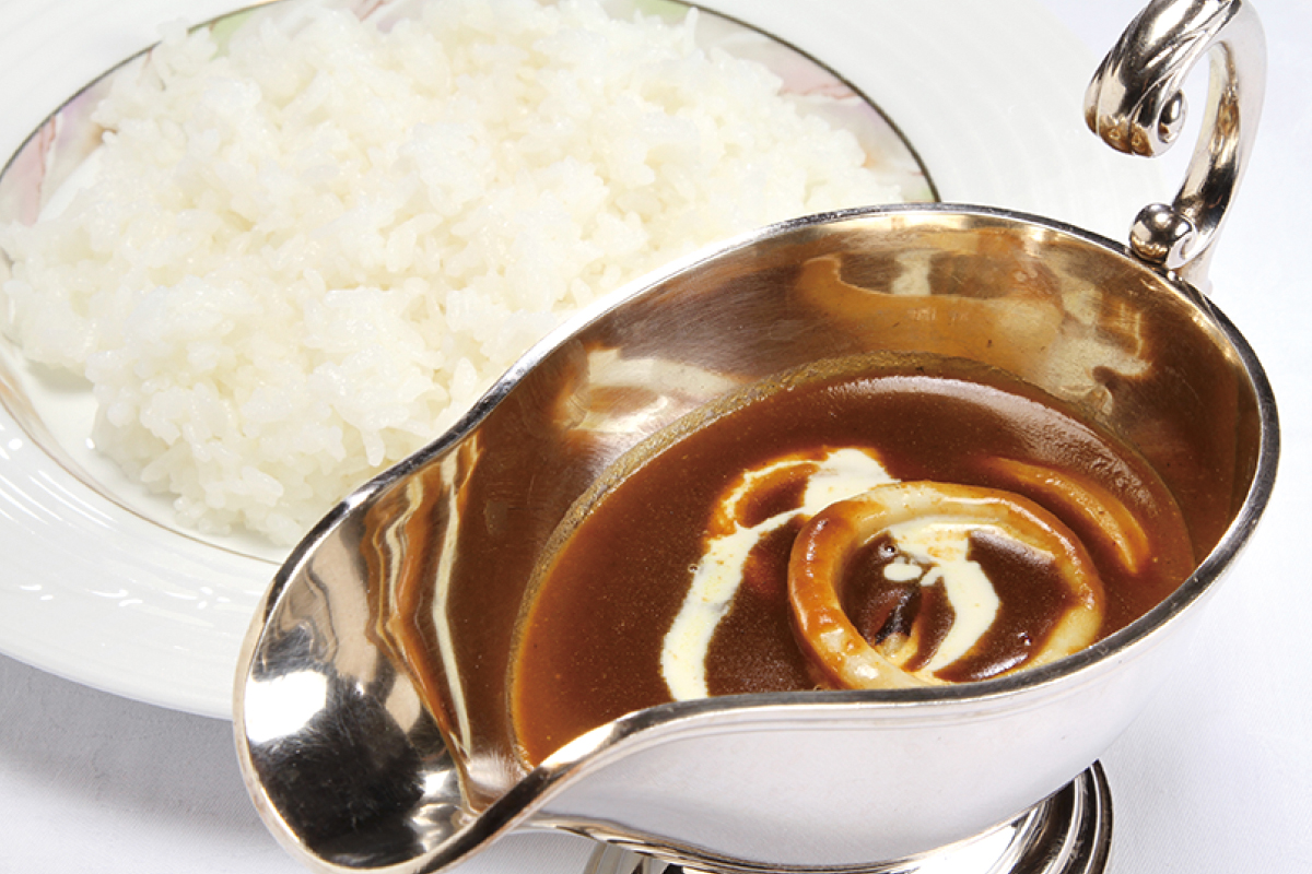 セピオーラ　復活いかカレー