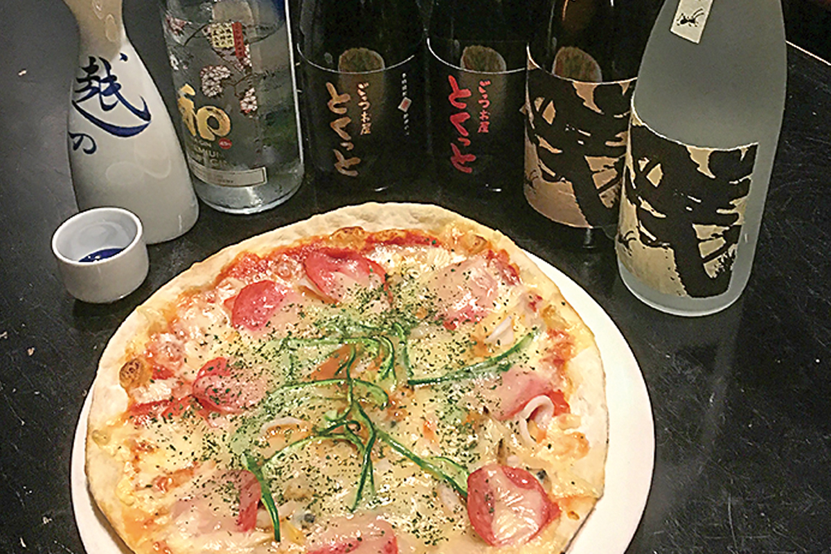 ごっつお屋とくっと本店　とくっとMIXピザ