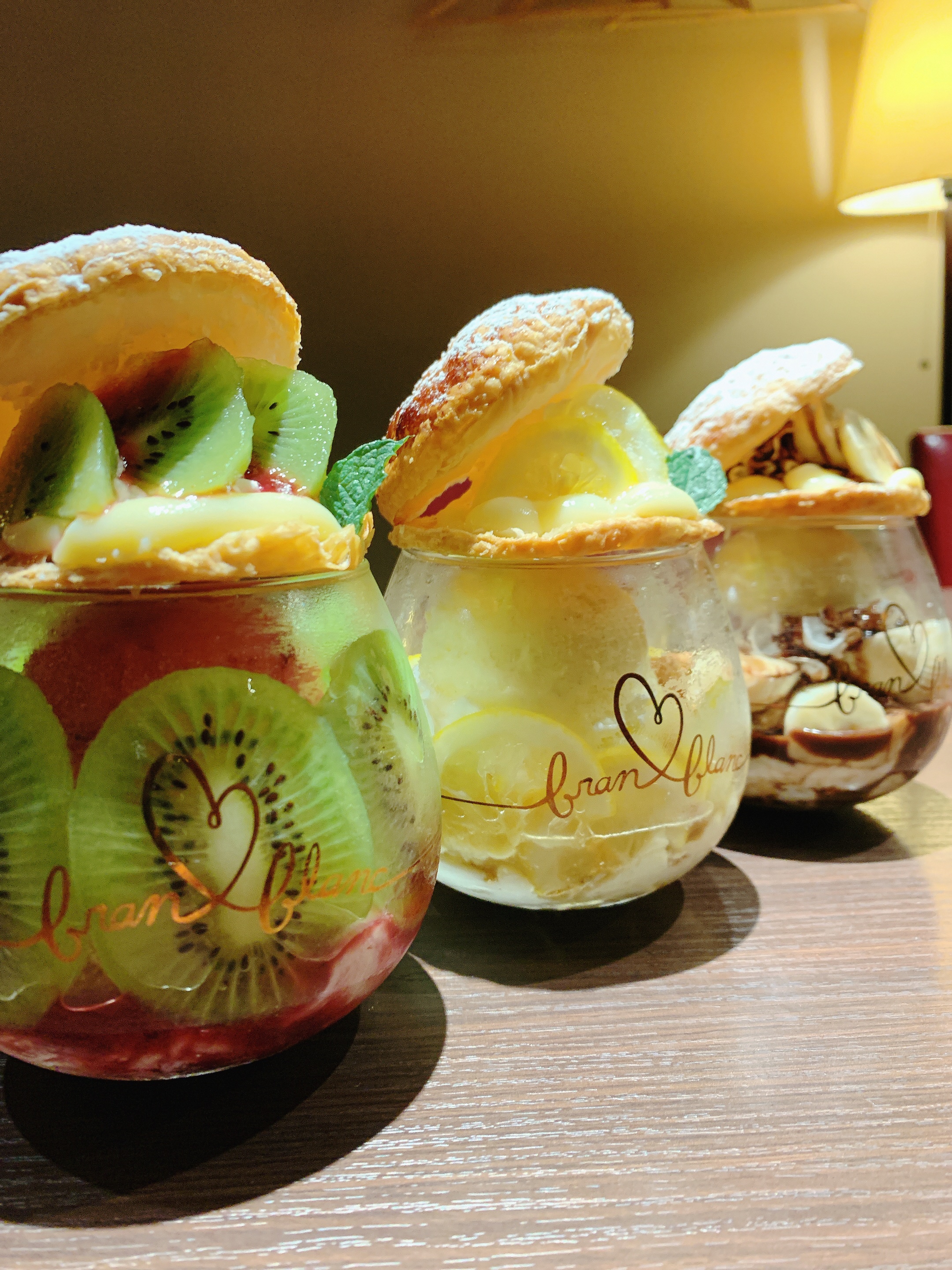 カフェタイム限定のパフェ