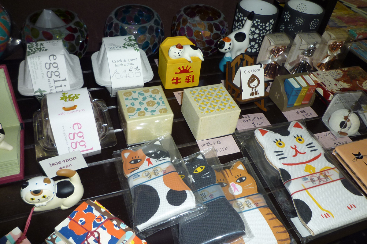 河田屋土産店　猫モノ雑貨